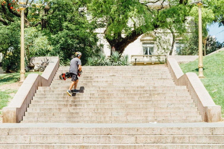 Longboarding am Plaza Mitre | Buenos Aires light – Der perfekte Spaziergang zum Einstieg, Stilnomaden